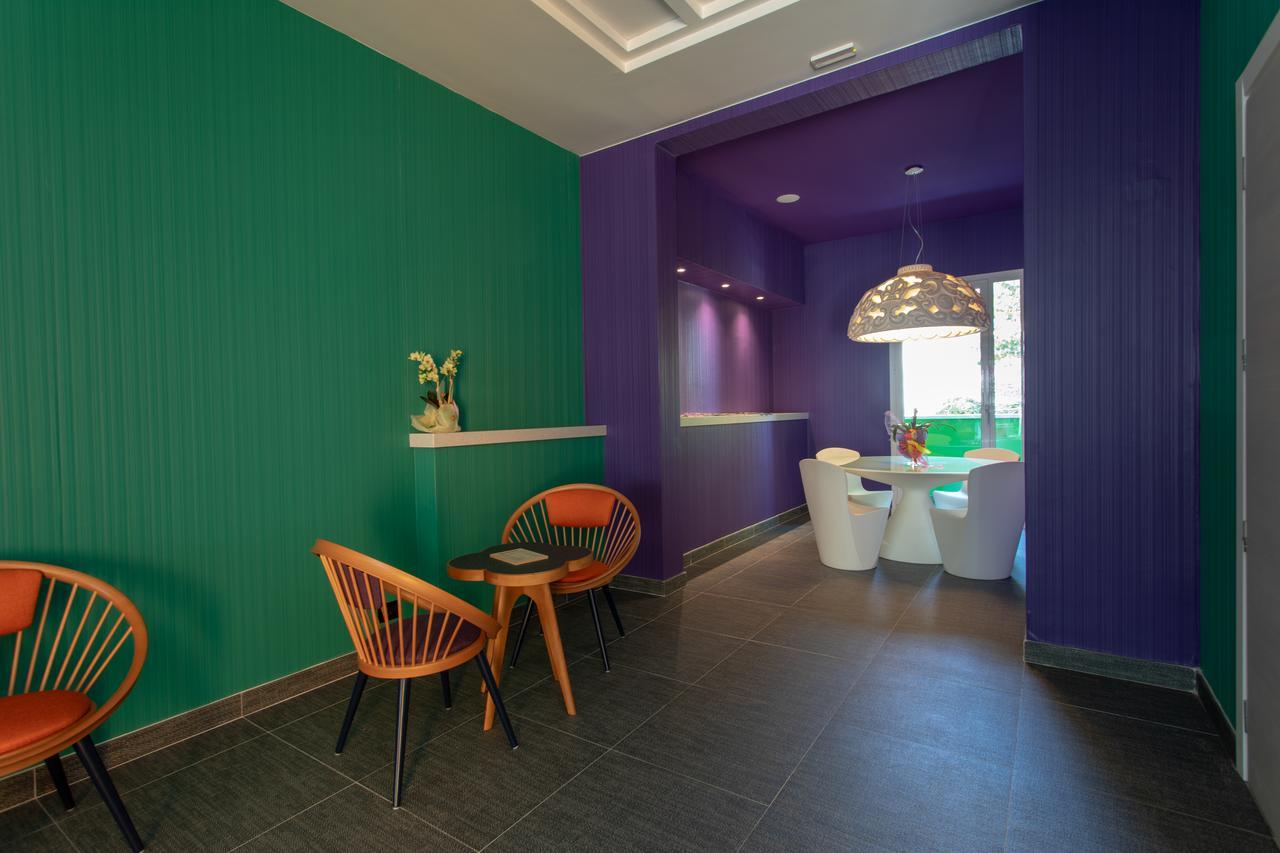 Hotel Rainbow ***S Rimini Exterior photo
